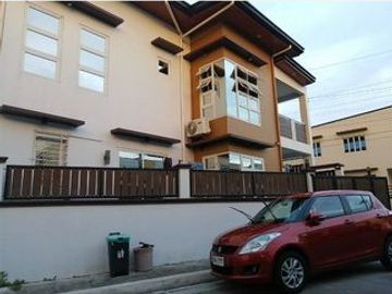4BR House for Rent at Lipa City