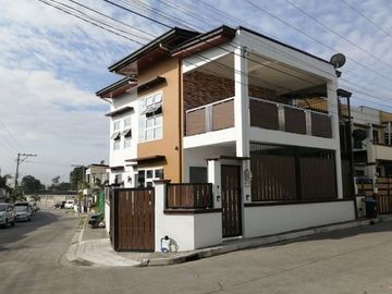 4BR House for Rent at Lipa City