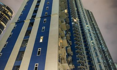 2Bedroom Rent to Own Unit In BGC FOR SALE AT TRIONS TOWER beside SM AURA