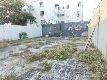 CASA LOTE EN VENTA BARRIO RESIDENCIAL CASTILLO GRANDE CERCA AL MAR .