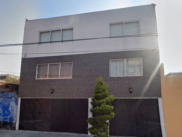 Oportunidad De Remate Bancario En Calle Latinos 92, Moderna, Ciudad de México
