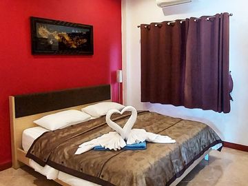 Semi-detached house close to the beach in Suan Son, Rayong