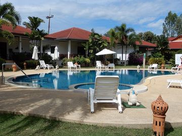 Semi-detached house close to the beach in Suan Son, Rayong