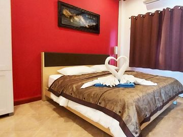 Semi-detached house close to the beach in Suan Son, Rayong