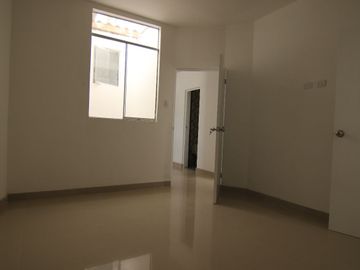 DEPARTAMENTO EN VENTA – URB. SANTA MARÍA DEL PINAR - PIURA