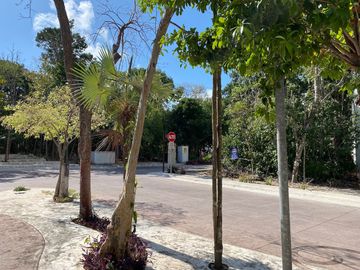 Terreno en esquina Punta Vista