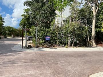 Terreno en esquina Punta Vista