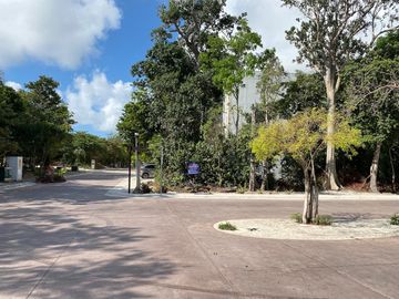 Terreno en esquina Punta Vista