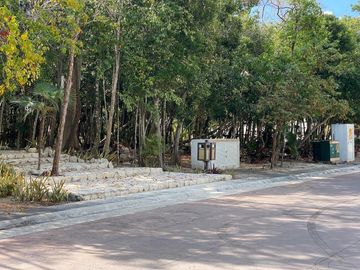 Terreno en esquina Punta Vista