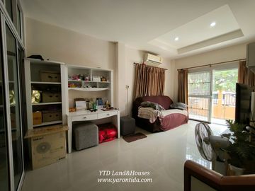 For sale 2-storey Semi-detached house in the Panthiya Phraeksa, newly renovated house.  Ready to move in