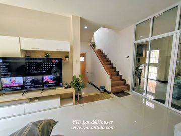 For sale 2-storey Semi-detached house in the Panthiya Phraeksa, newly renovated house.  Ready to move in