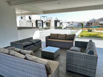 CASA NUEVA EN VENTA, COTO ATMÓSFERA, TLAJOMULCO DE ZÚÑIGA