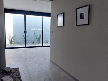 Hermosa casa en Explanada sur, Pachuca. 3 habitaciones. VV 133