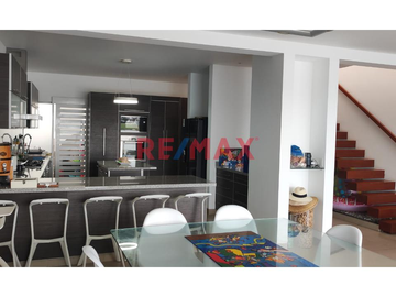 Se Vende Casa En Puerto Nuevo US$ 550,000