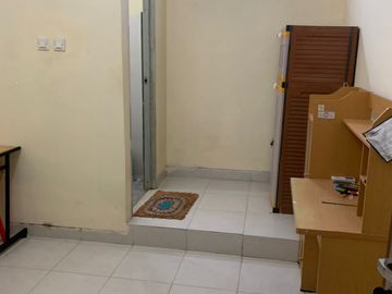 Kosan Murah 2lantai 10 kamar lokasi dkt kampus STAND Bintaro,Tangsel