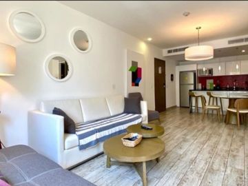 Departamento en venta, en residencial frente al mar, Playa del Carmen.