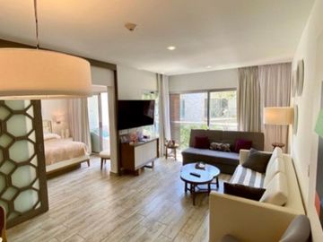 Departamento en venta, en residencial frente al mar, Playa del Carmen.