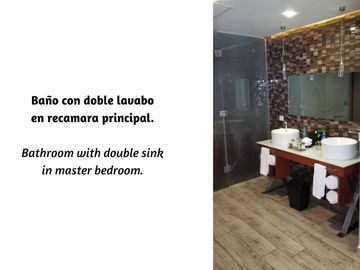 Departamento en venta, en residencial frente al mar, Playa del Carmen.
