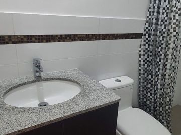 ALQUILO MODERNO DEPARTAMENTO AMOBLADO. IDEAL HOME OFFICE. MIRAFLORES