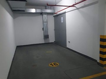 ALQUILO MODERNO DEPARTAMENTO AMOBLADO. IDEAL HOME OFFICE. MIRAFLORES