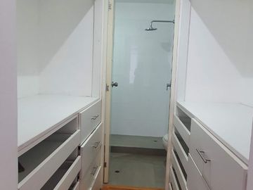 ALQUILO MODERNO DEPARTAMENTO AMOBLADO. IDEAL HOME OFFICE. MIRAFLORES