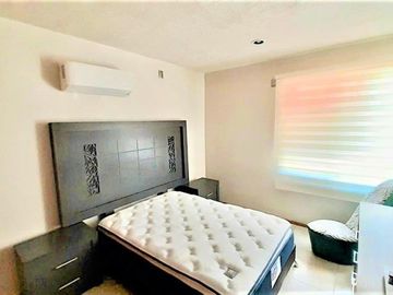Renta de casa  amueblada y equipada en Santa Fe Juriquilla