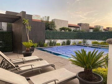 Renta de casa  amueblada y equipada en Santa Fe Juriquilla