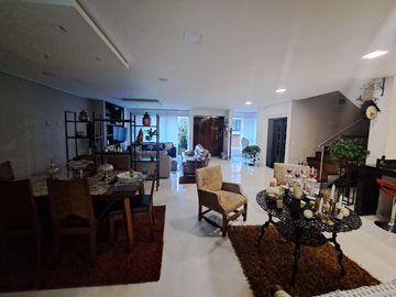 Casa loma san jose, sabaneta