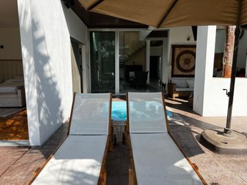 Casa en venta en villas del mesón de 1 piso y vista a club de golf