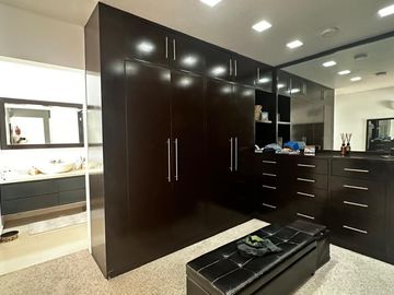 Casa en venta en villas del mesón de 1 piso y vista a club de golf