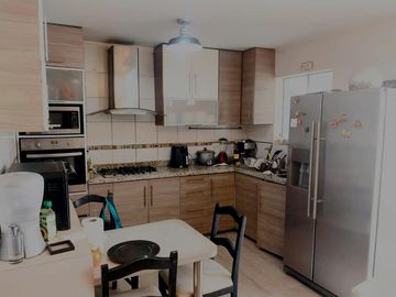 VENTA CASA HUACHIPA 2 PISOS CONDOMINIO CON DOBLE COCHERA