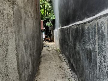 Rumah Luas Dan Siap Huni, 350 Meter Ke Jalan Teluk Gong Raya