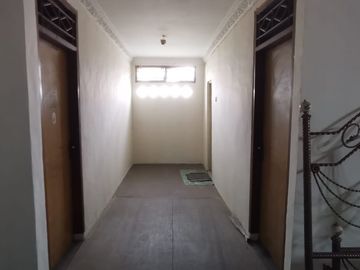 Rumah Luas Dan Siap Huni, 350 Meter Ke Jalan Teluk Gong Raya