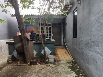 Rumah Luas Dan Siap Huni, 350 Meter Ke Jalan Teluk Gong Raya