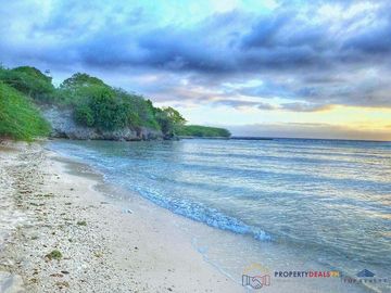 Four Bedroom Beach Resort For Sale in Cape Santiago at Batangas City