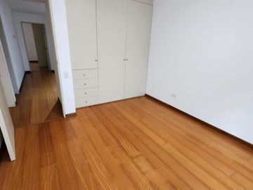 Flat Moderno con Buenos Acabados y con Terraza en Chopin - Surco