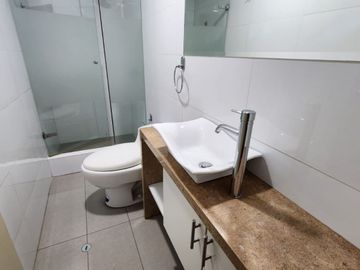 Flat Moderno con Buenos Acabados y con Terraza en Chopin - Surco