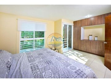 Casas con alberca, excelentes acabados