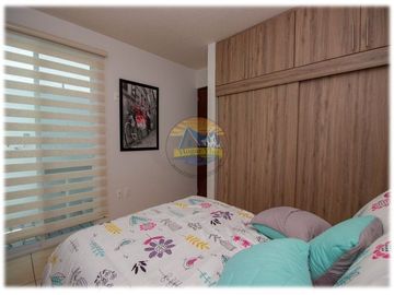 Casas con alberca, excelentes acabados