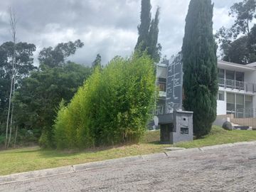 Terreno de venta en Cumbaya cerca al colegio terranova