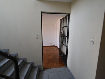 DEPARTAMENTO EN VENTA 65 m² 02 HAB. LOS OLIVOS