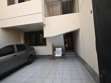 DEPARTAMENTO EN VENTA 65 m² 02 HAB. LOS OLIVOS