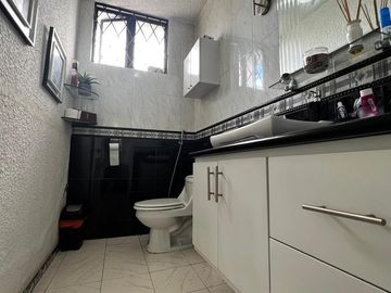 VENDO CASA DE UNA PLANTA EN SAN JOSÉ DEL VALLE, VALLE DE LOS CHILLOS, QUITO, ECUADOR