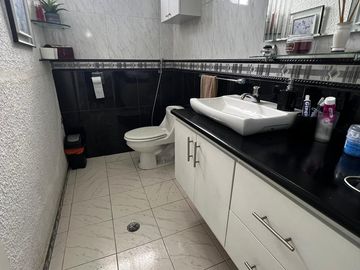 VENDO CASA DE UNA PLANTA EN SAN JOSÉ DEL VALLE, VALLE DE LOS CHILLOS, QUITO, ECUADOR