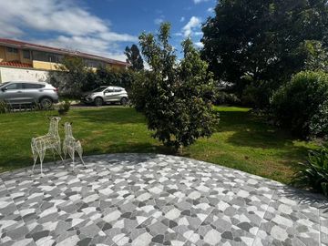 VENDO CASA DE UNA PLANTA EN SAN JOSÉ DEL VALLE, VALLE DE LOS CHILLOS, QUITO, ECUADOR