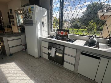 VENDO CASA DE UNA PLANTA EN SAN JOSÉ DEL VALLE, VALLE DE LOS CHILLOS, QUITO, ECUADOR