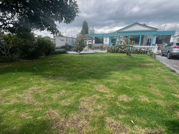 VENDO CASA DE UNA PLANTA EN SAN JOSÉ DEL VALLE, VALLE DE LOS CHILLOS, QUITO, ECUADOR