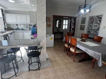 VENDO CASA DE UNA PLANTA EN SAN JOSÉ DEL VALLE, VALLE DE LOS CHILLOS, QUITO, ECUADOR