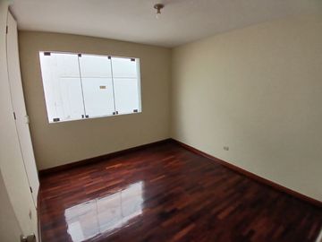 Departamento Flat Con Excelente Ubicación :: La Molina