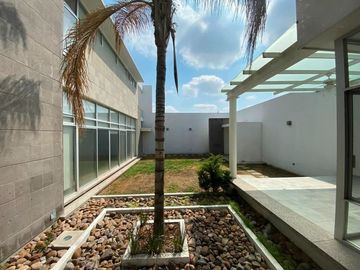 Amplia casa en venta en Aguascalientes, zona norte, zona Campanario